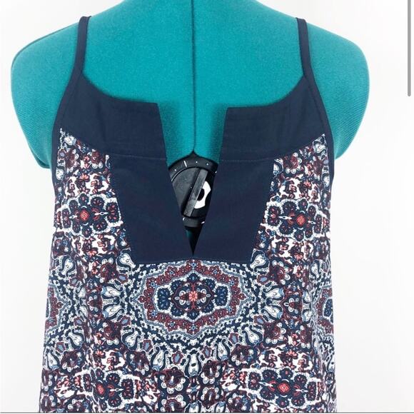 Athleta medallion dunes printed tank top - Picture 2 of 7
